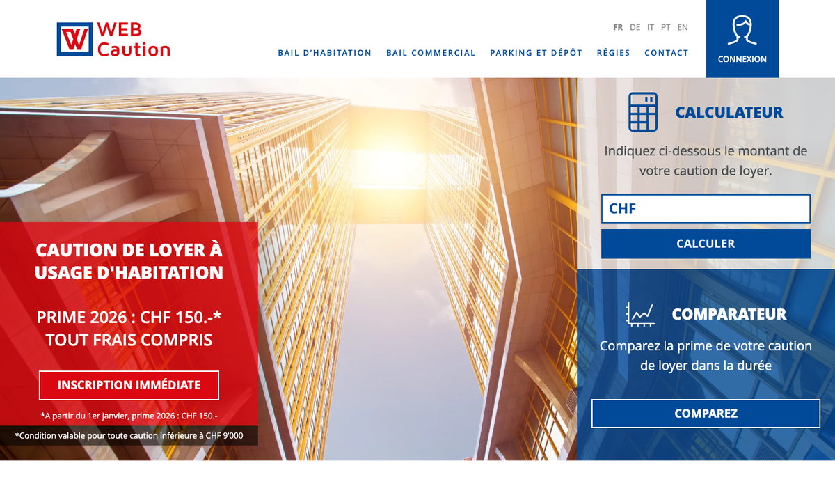 Accueil de webcaution.ch. À gauche un bandeau rouge annonce la caution de loyer d'habitation et sa prime, à droite un calculateur de prime et un comparateur sur fond bleu.